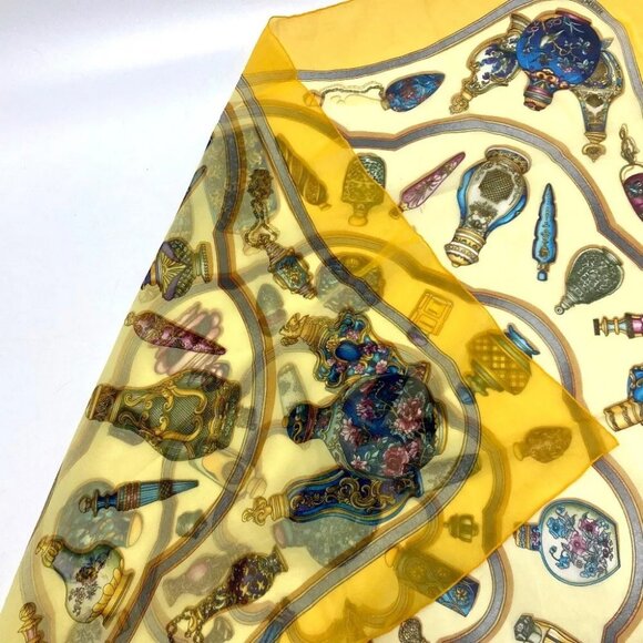 HERMES Qu importe le flacon Scarf Accessories Silk Carre90 Scarf - Picture 8 of 8